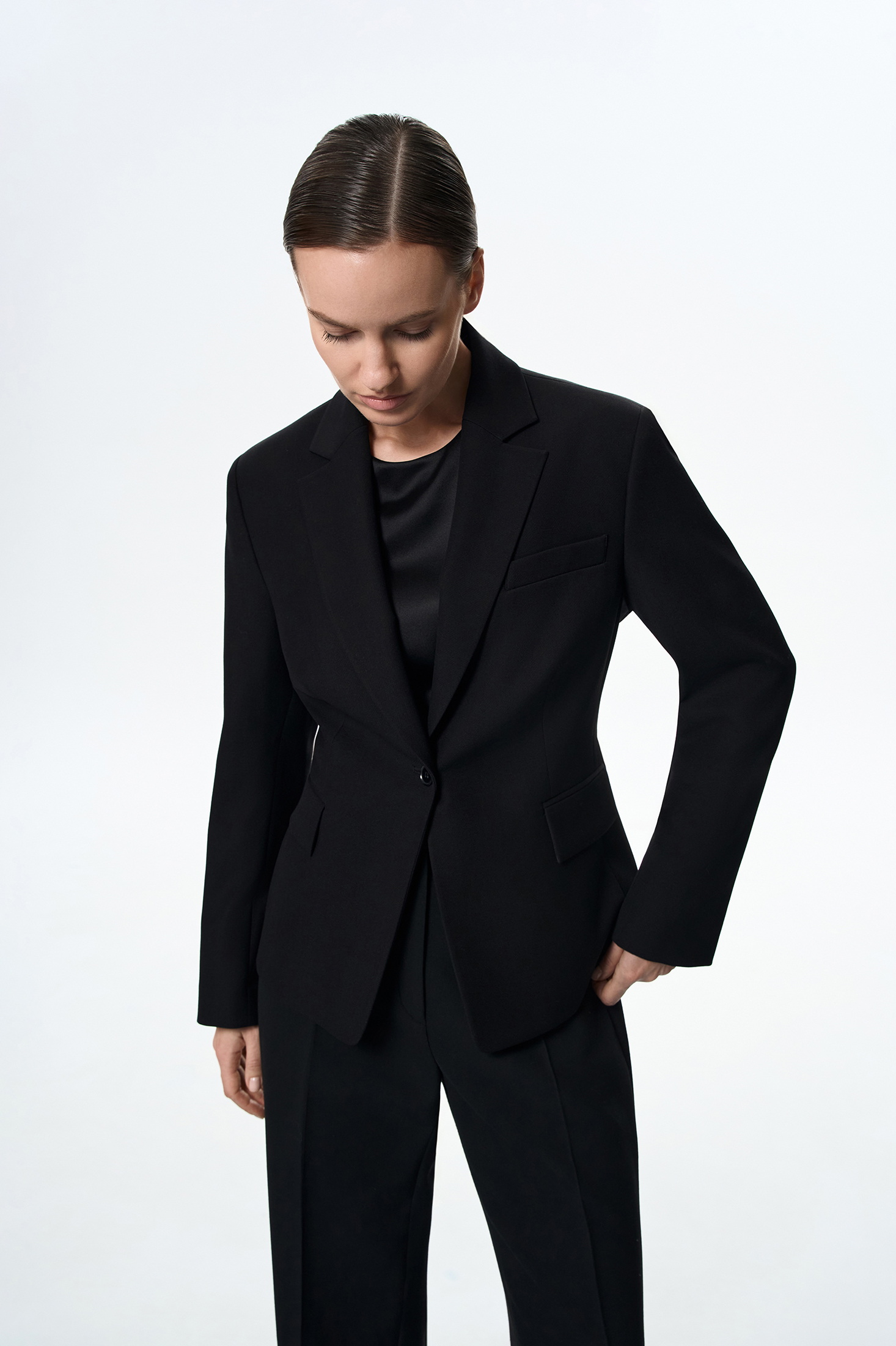 Жакет чёрный VASSA&Co, пол female, цвет black