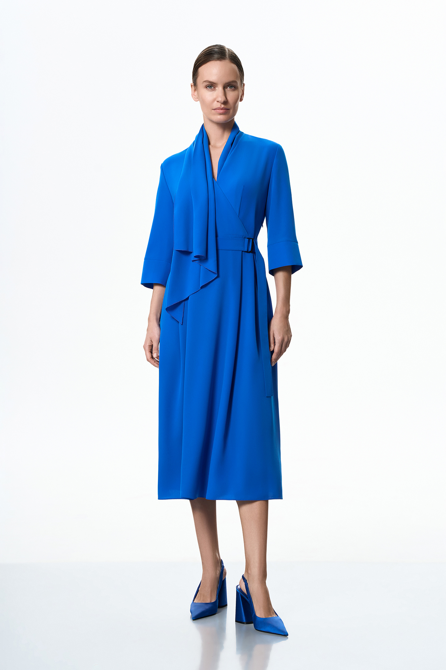 Платье VASSA&Co, пол female, цвет синий