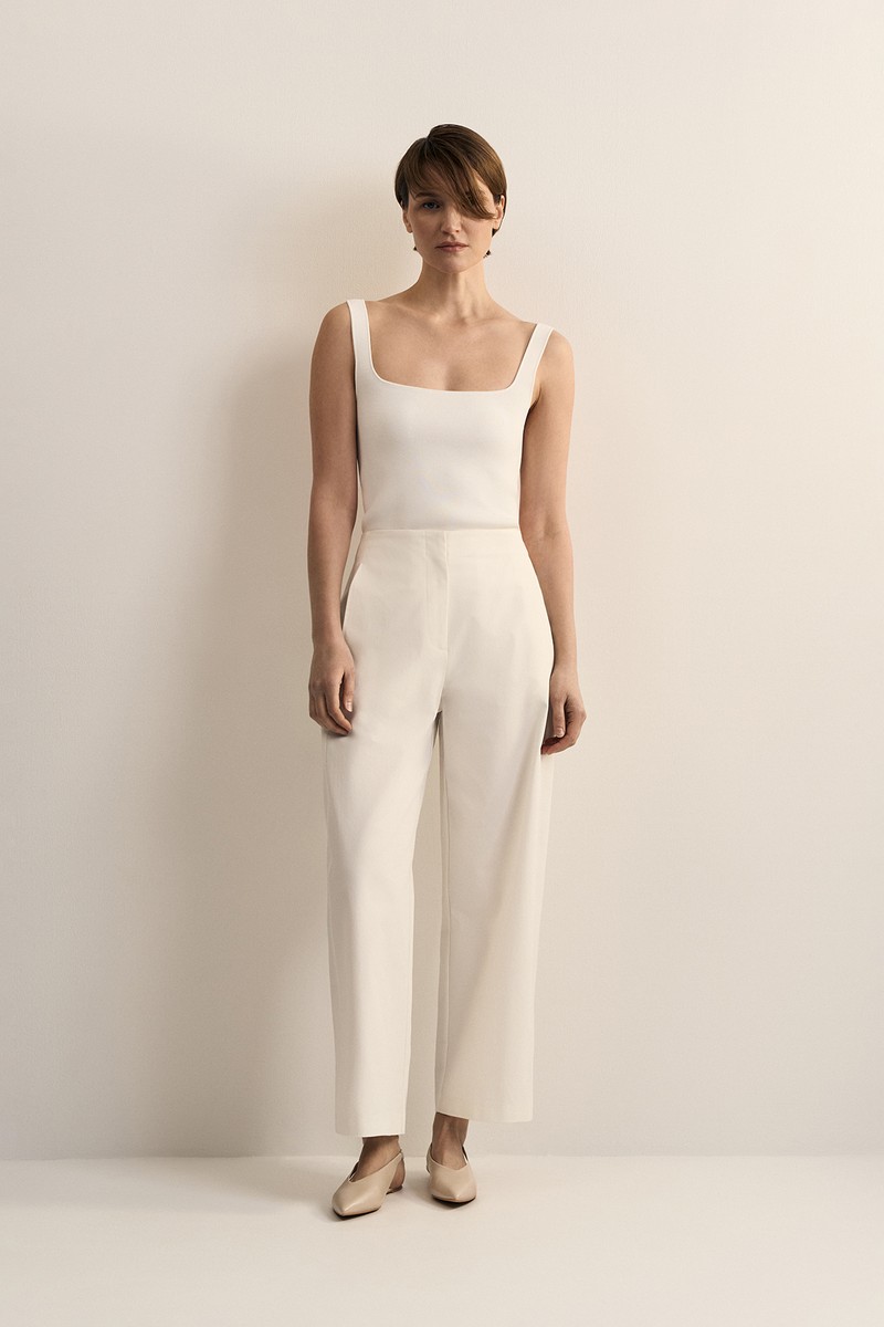 Брюки белые VASSA CODE, пол женский, цвет белый