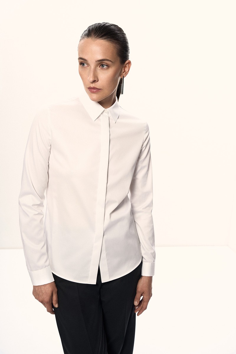 Рубашка белая VASSA&Co, пол female, цвет white