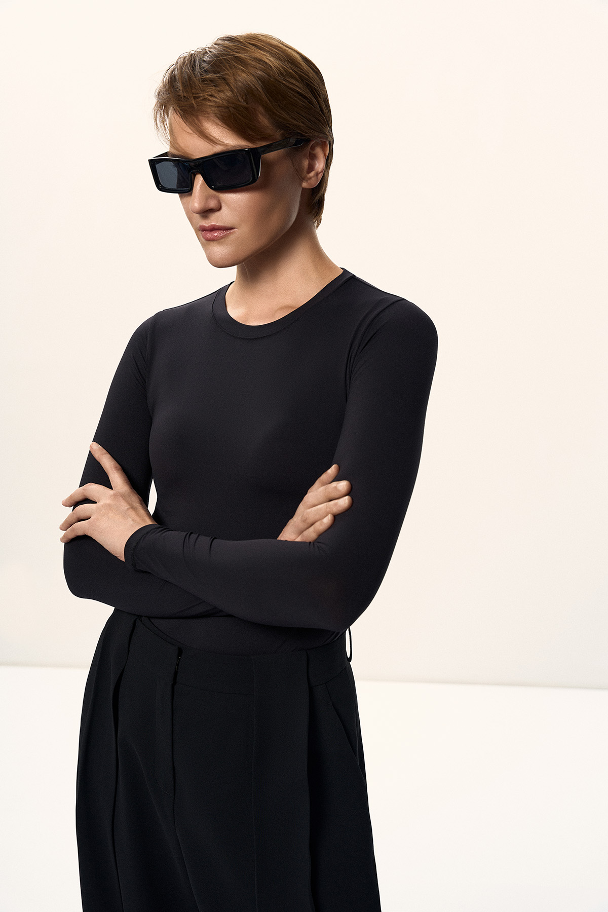 Лонгслив черный VASSA&Co, пол female, цвет black