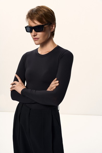 Лонгслив черный VASSA&Co, пол female, цвет black