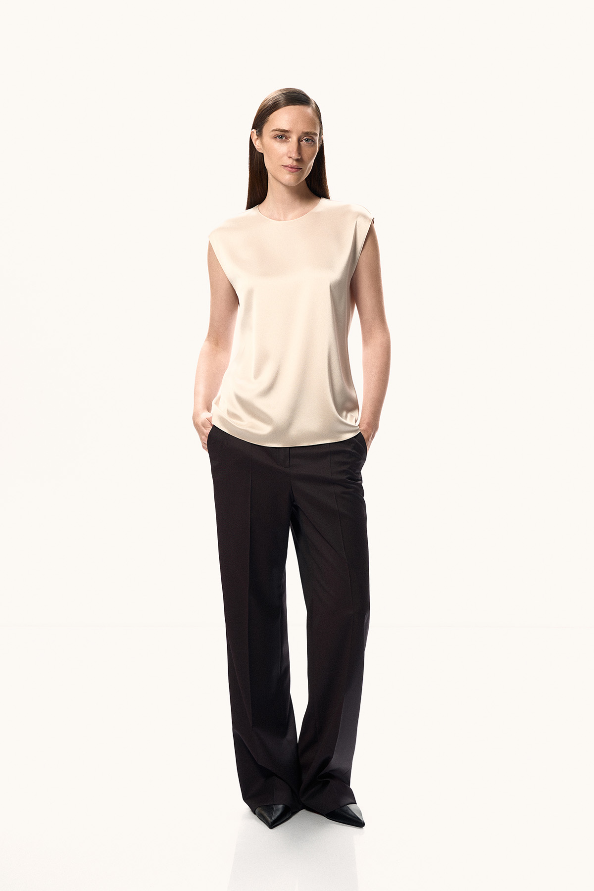 Блузка без рукавов VASSA&Co, пол female, цвет white