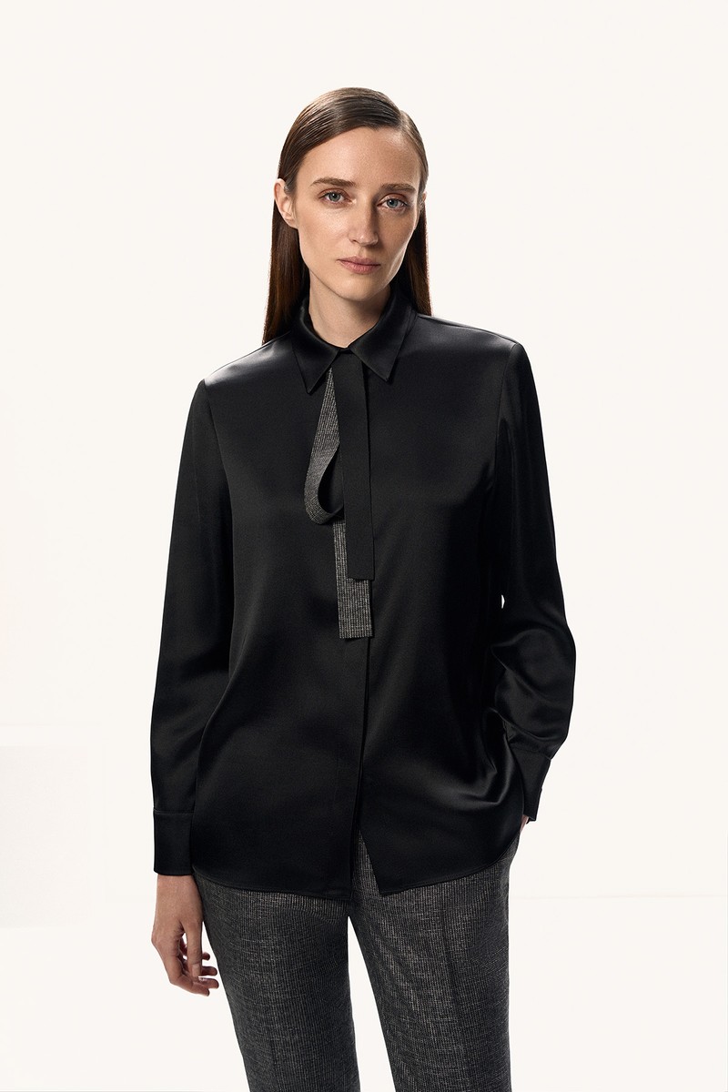 Блузка с декоративным галстуком VASSA&Co, пол female, цвет black