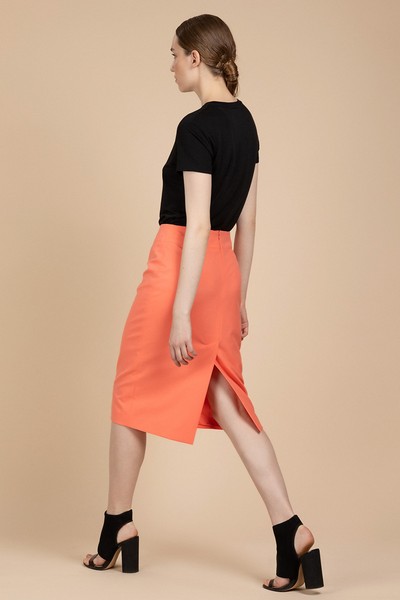 Классическая юбка зауженного силуэта VASSA&Co, пол женский, цвет розовый, фото №4