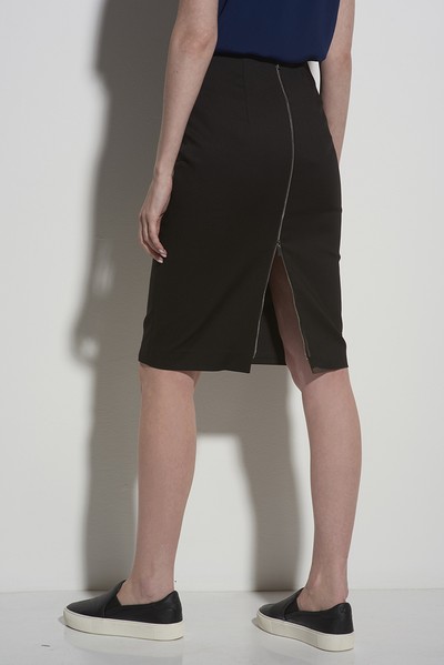 Классическая юбка черного цвета с молнией VASSA CODE, пол женский, цвет черный, фото №3