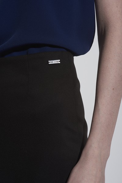 Классическая юбка черного цвета с молнией VASSA CODE, пол женский, цвет черный, фото №5