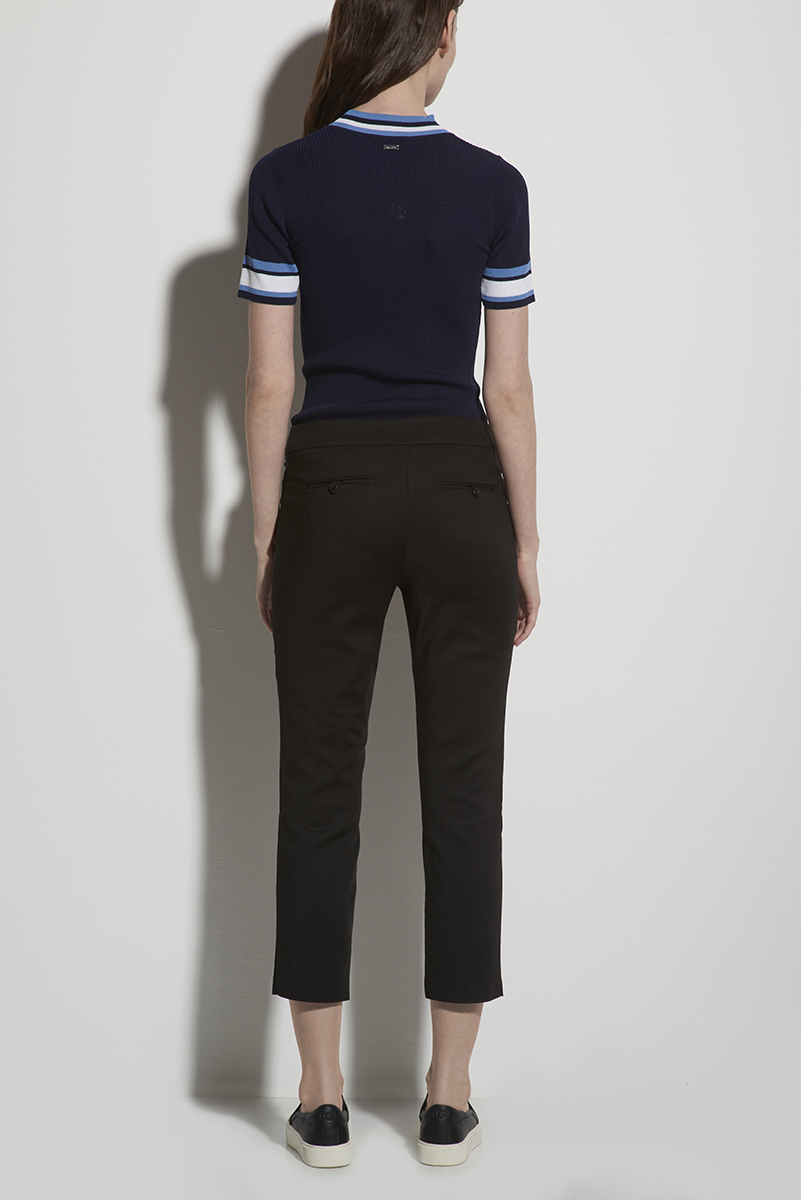 Брюки укороченные зауженные к низу черного цвета VASSA CODE, пол женский, цвет черный, фото №[поряд