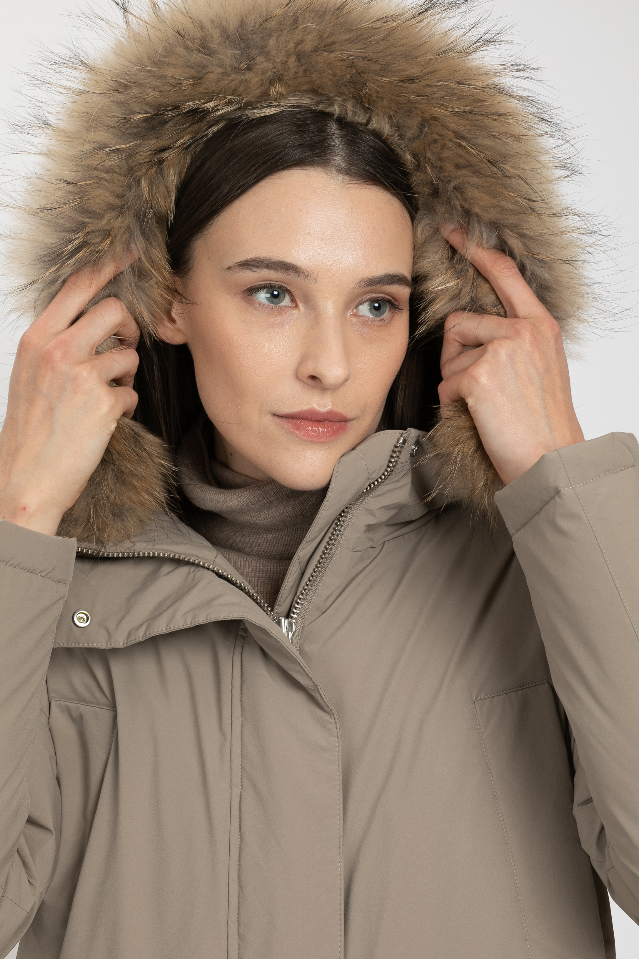 Утепленное пальто VASSA&Co, пол женский, цвет коричневый, фото №3