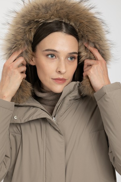 Утепленное пальто VASSA&Co, пол женский, цвет коричневый, фото №3