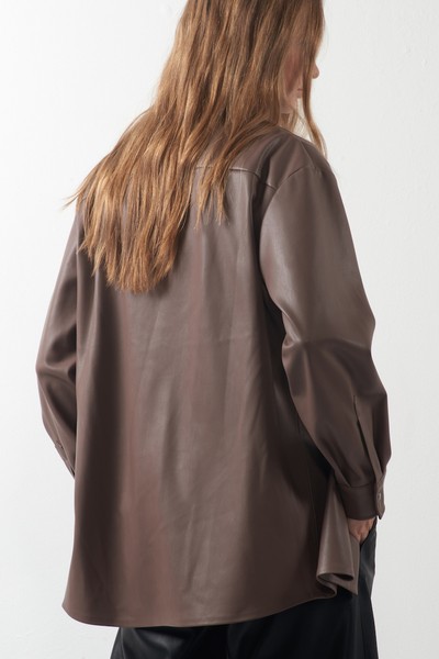 Рубашка из экокожи VASSA CODE, пол женский, цвет коричневый, фото №6