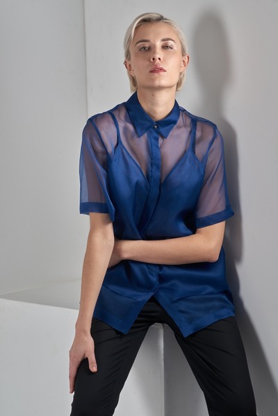 Блузка в синем цвете VASSA&Co, пол женский, цвет синий, фото №3