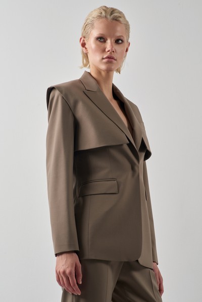 Жакет со съемной деталью VASSA&Co, пол женский, цвет коричневый, фото №2