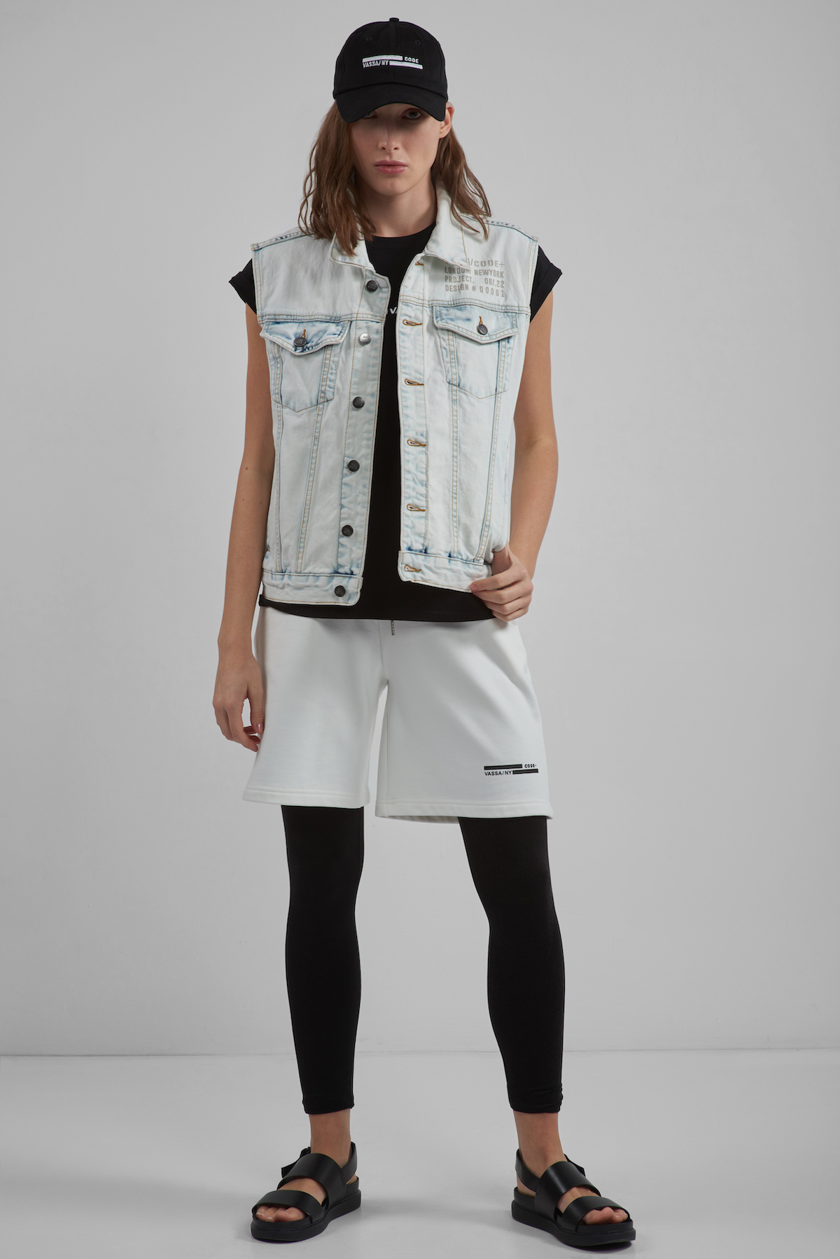 Джинсовый жилет VASSA CODE, пол женский, цвет голубой, фото №2