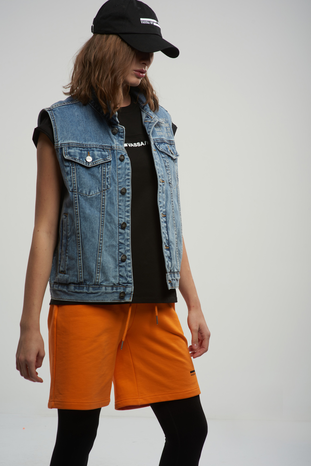 Джинсовый жилет VASSA CODE, пол женский, цвет синий, фото №4