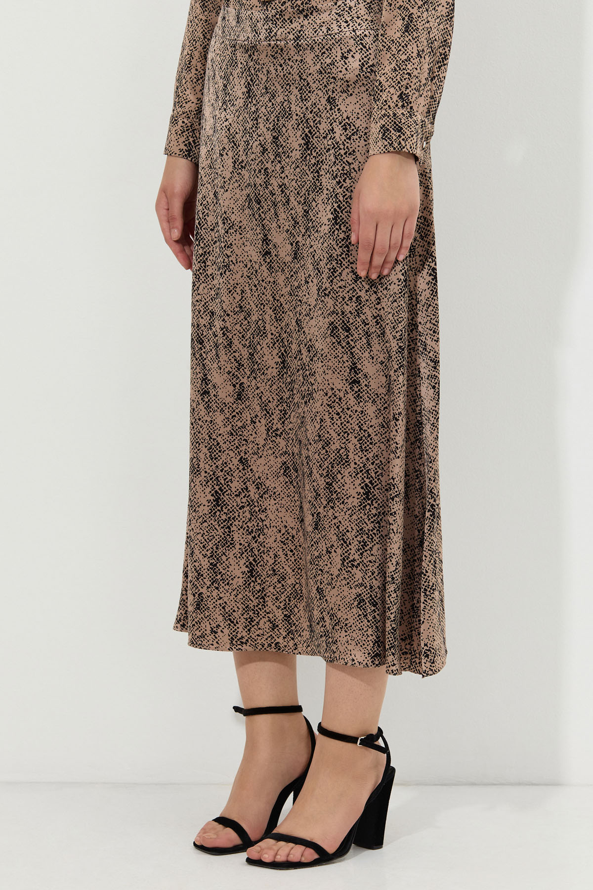 Skirt VASSA&Co, пол female, цвет brown, фото №2