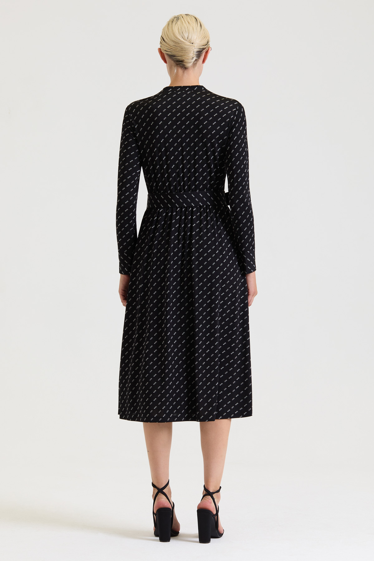 Платье с дизайнерским принтом VASSA&Co, пол женский, цвет черный, фото №5