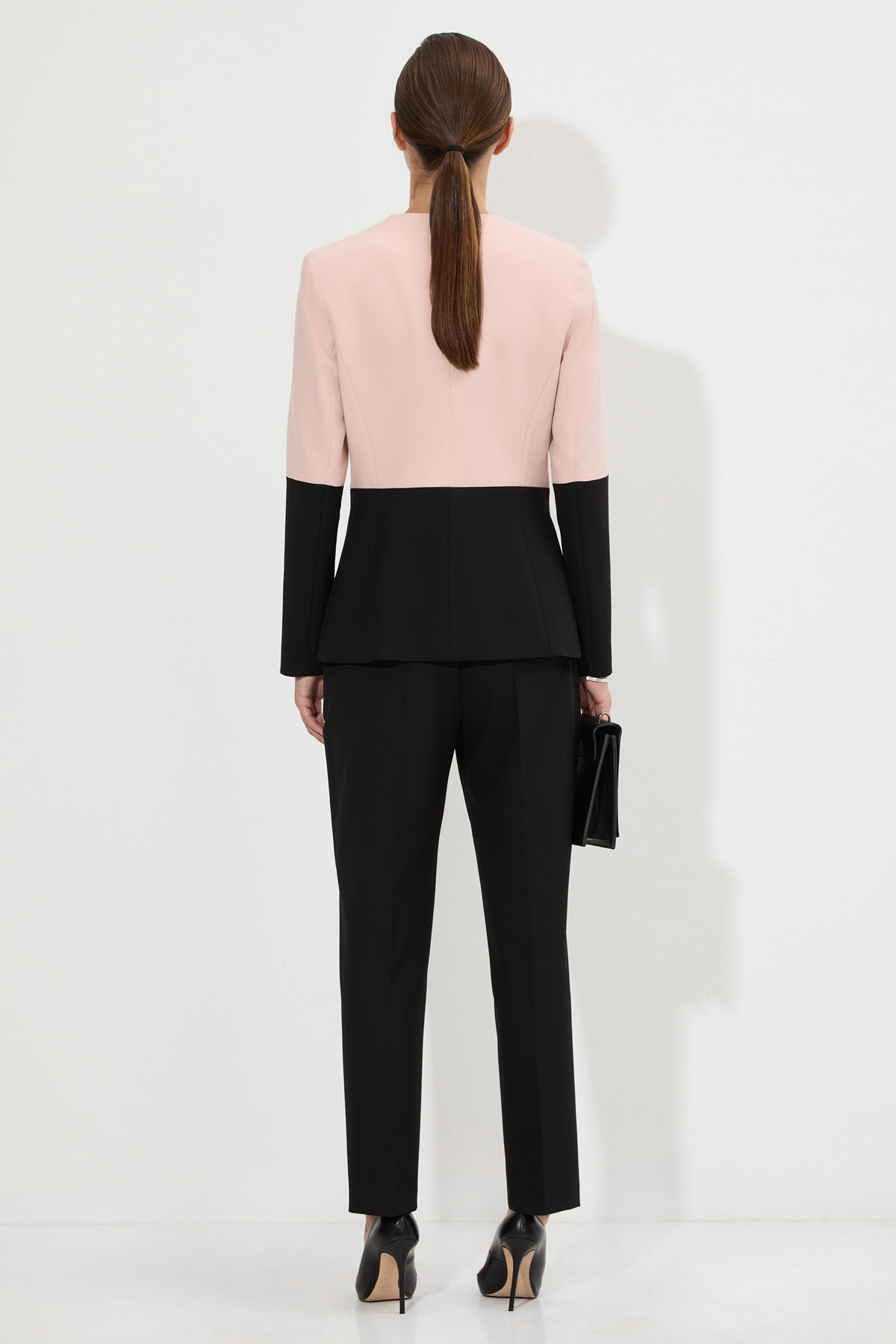 Приталенный жакет VASSA&Co, пол женский, цвет бежевый, фото №4