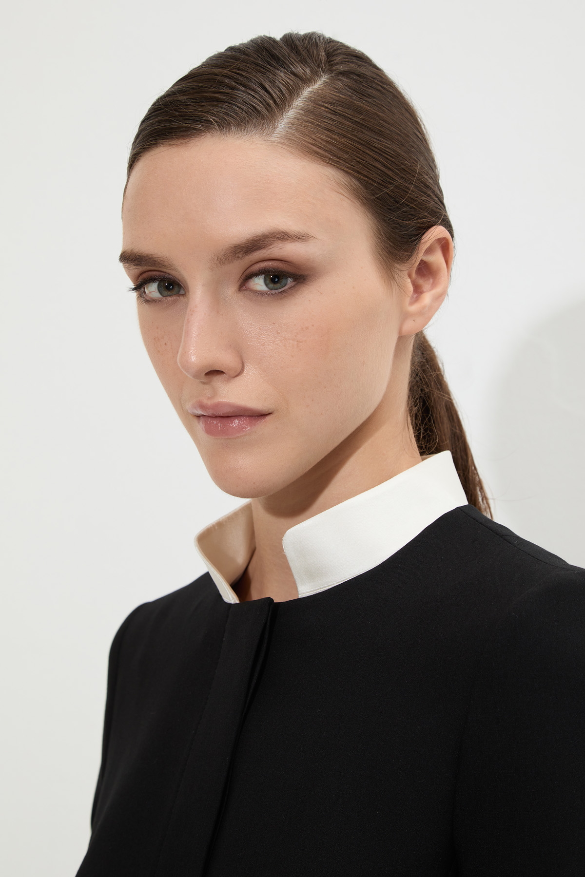 Жакет со съемным воротником VASSA&Co, пол женский, цвет черный, фото №2