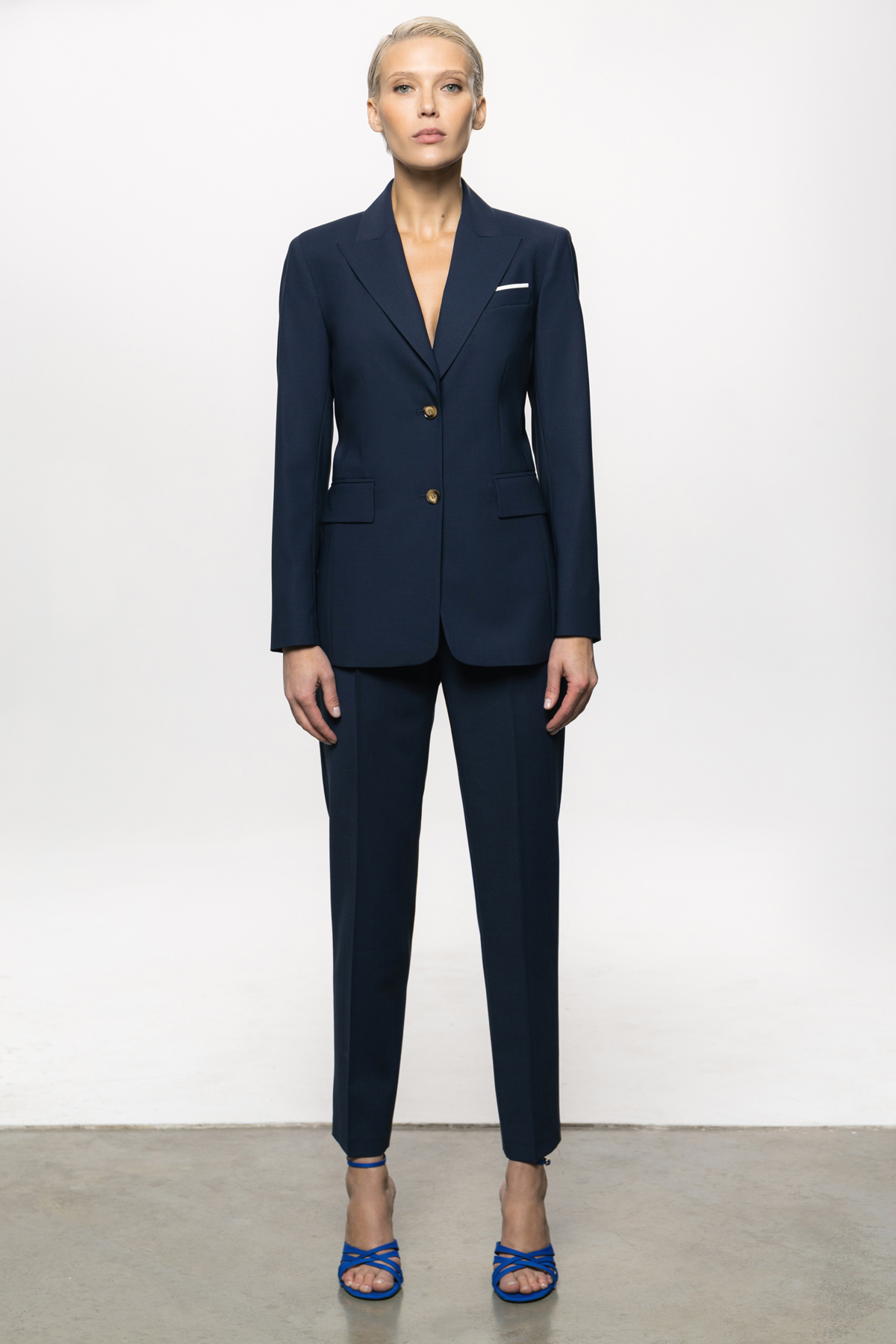 Базовый приталенный жакет VASSA&Co, пол женский, цвет синий, фото №2