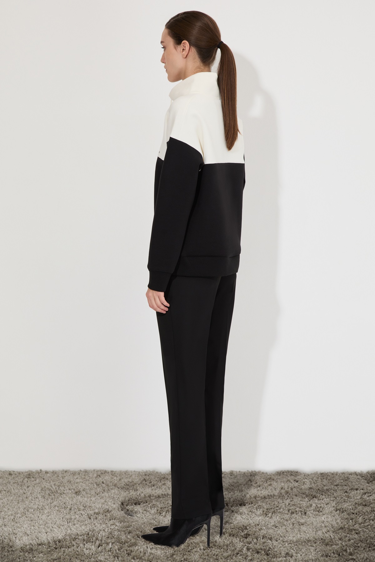 Худи , пол женский, цвет черный, фото №2