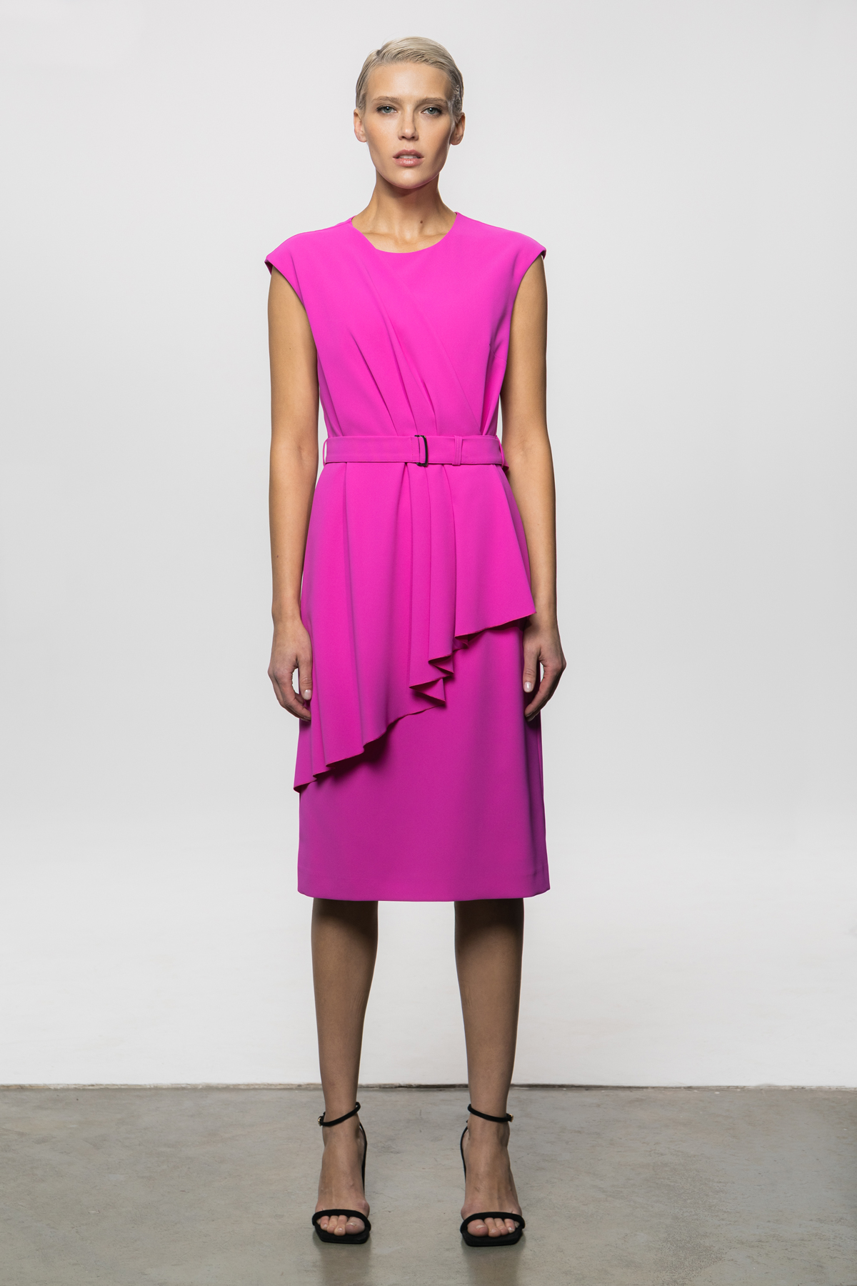 Платье с поясом и драпировкой VASSA&Co, пол женский, цвет розовый, фото №2