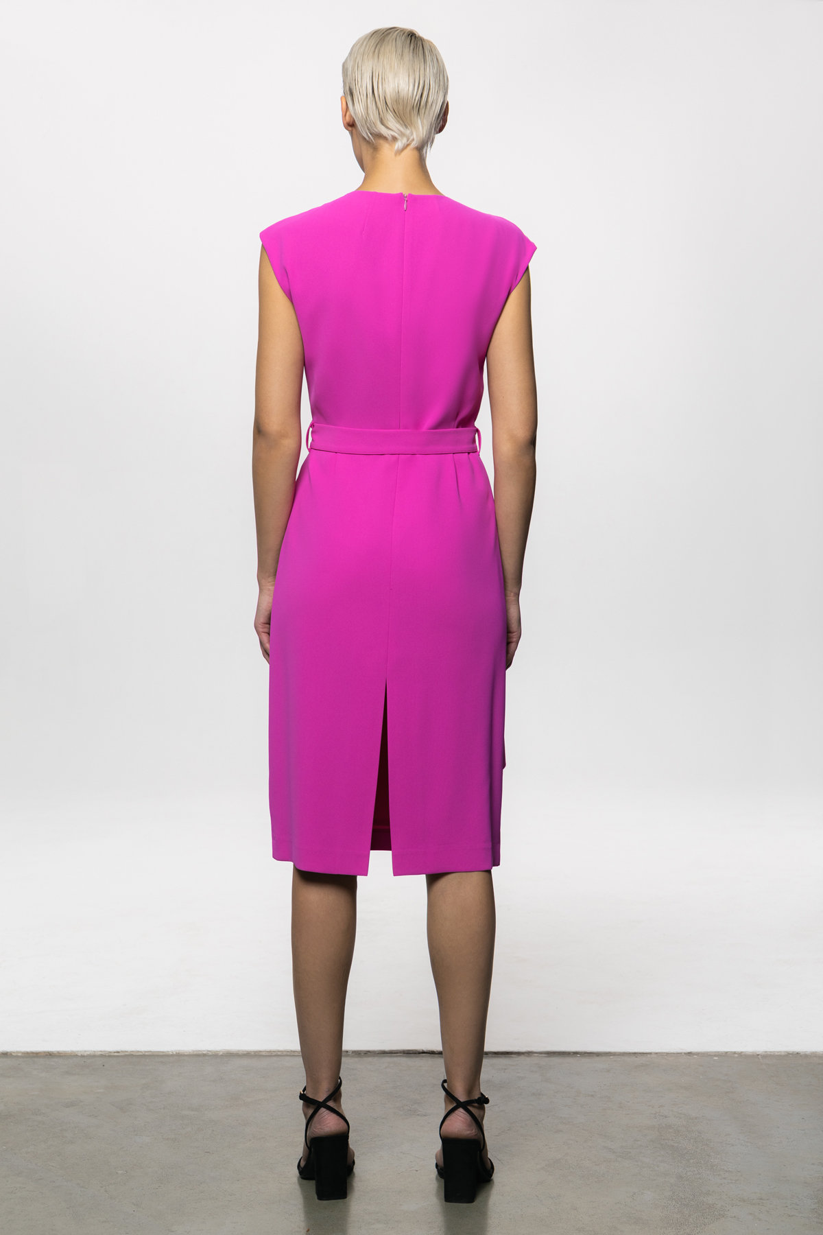 Платье с поясом и драпировкой VASSA&Co, пол женский, цвет розовый, фото №3