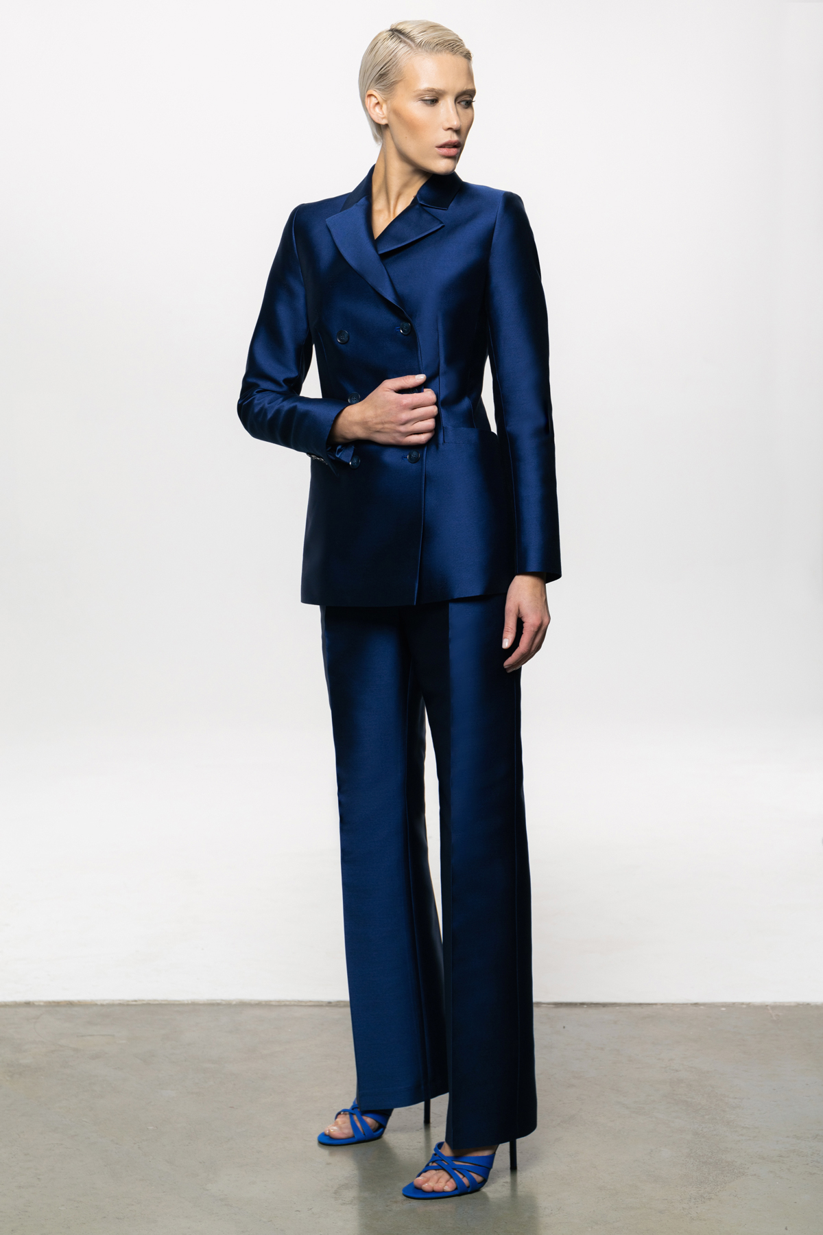 Двубортный жакет из шелка VASSA&Co, пол female, цвет синий, фото №6