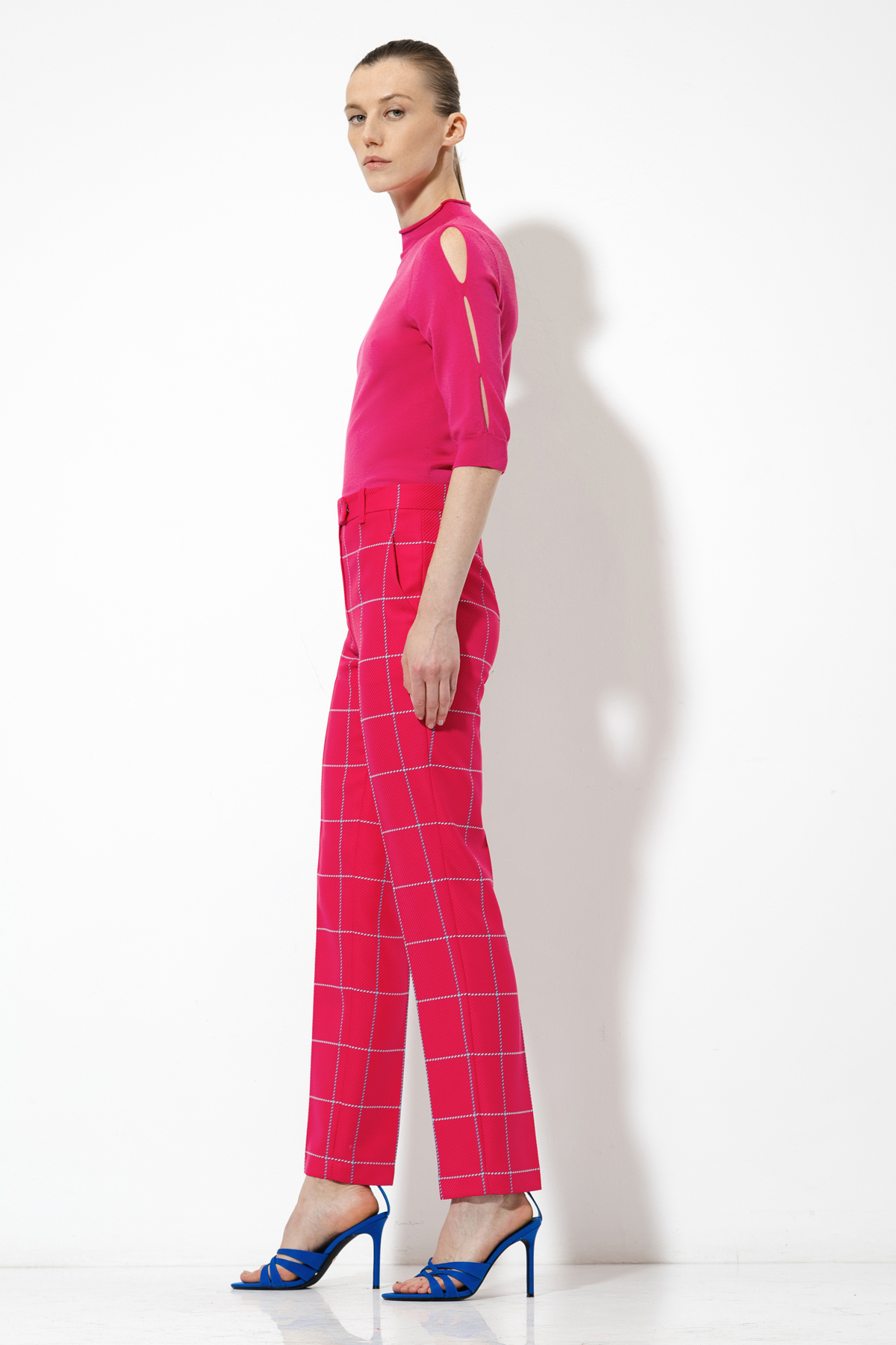 Джемпер с разрезами VASSA&Co, пол женский, цвет розовый, фото №3