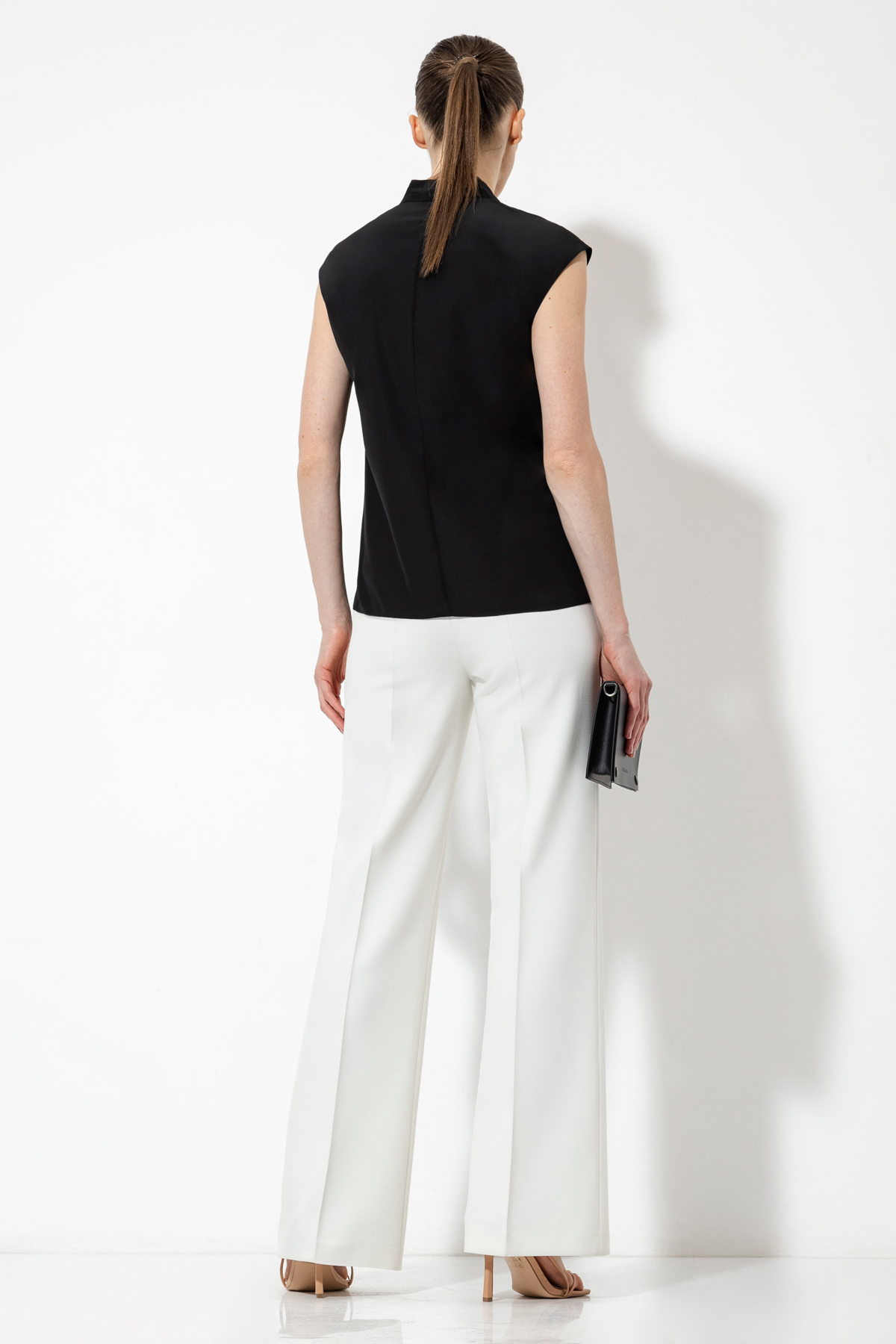 Blouse VASSA&Co, пол female, цвет black, фото №2