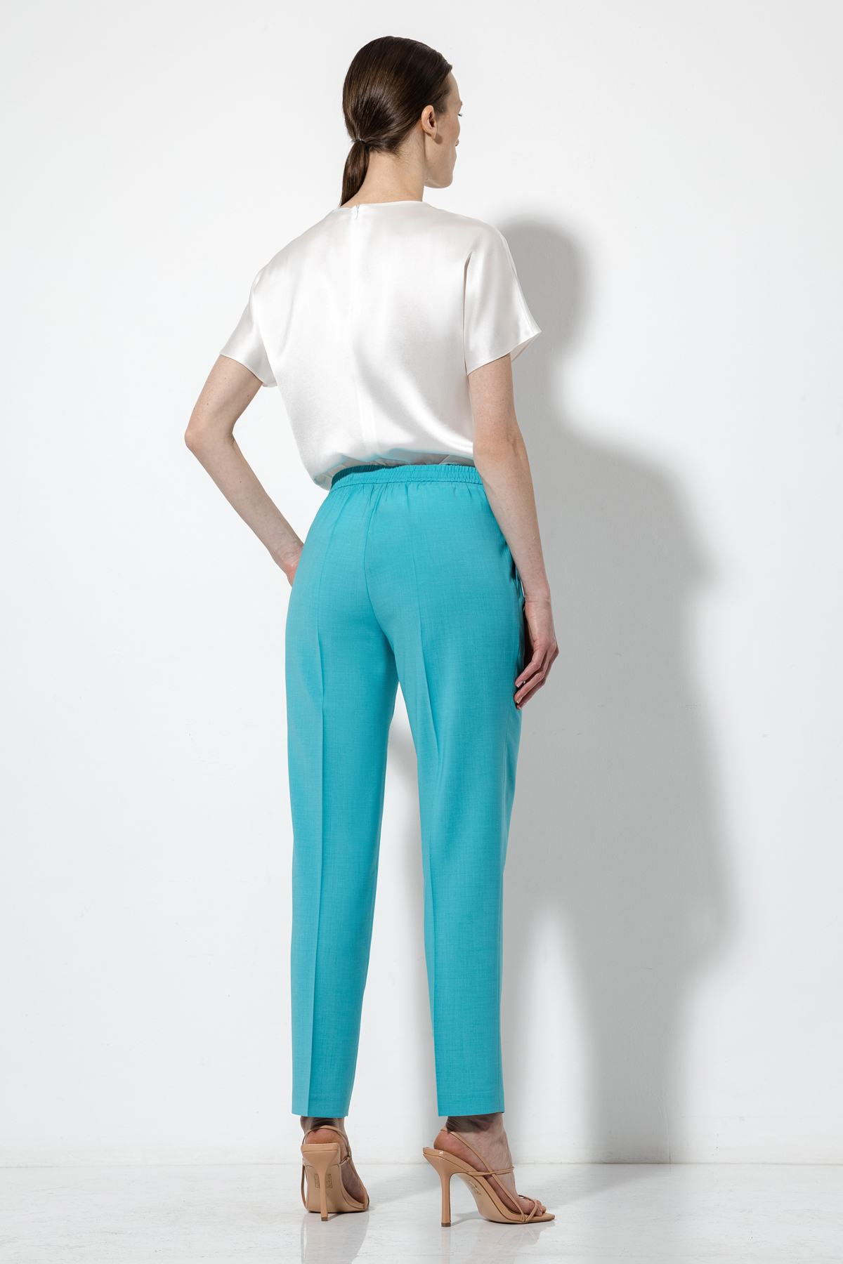 Зауженные брюки VASSA&Co, пол женский, цвет голубой, фото №6