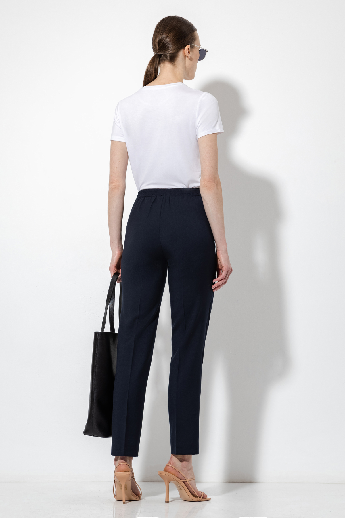 Зауженные брюки из 100% шерсти VASSA&Co, пол женский, цвет синий, фото №4