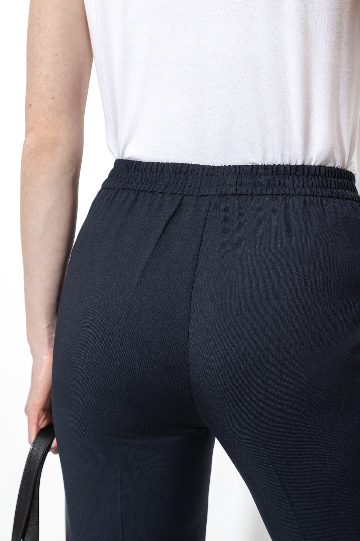 Зауженные брюки из 100% шерсти VASSA&Co, пол женский, цвет синий, фото №6