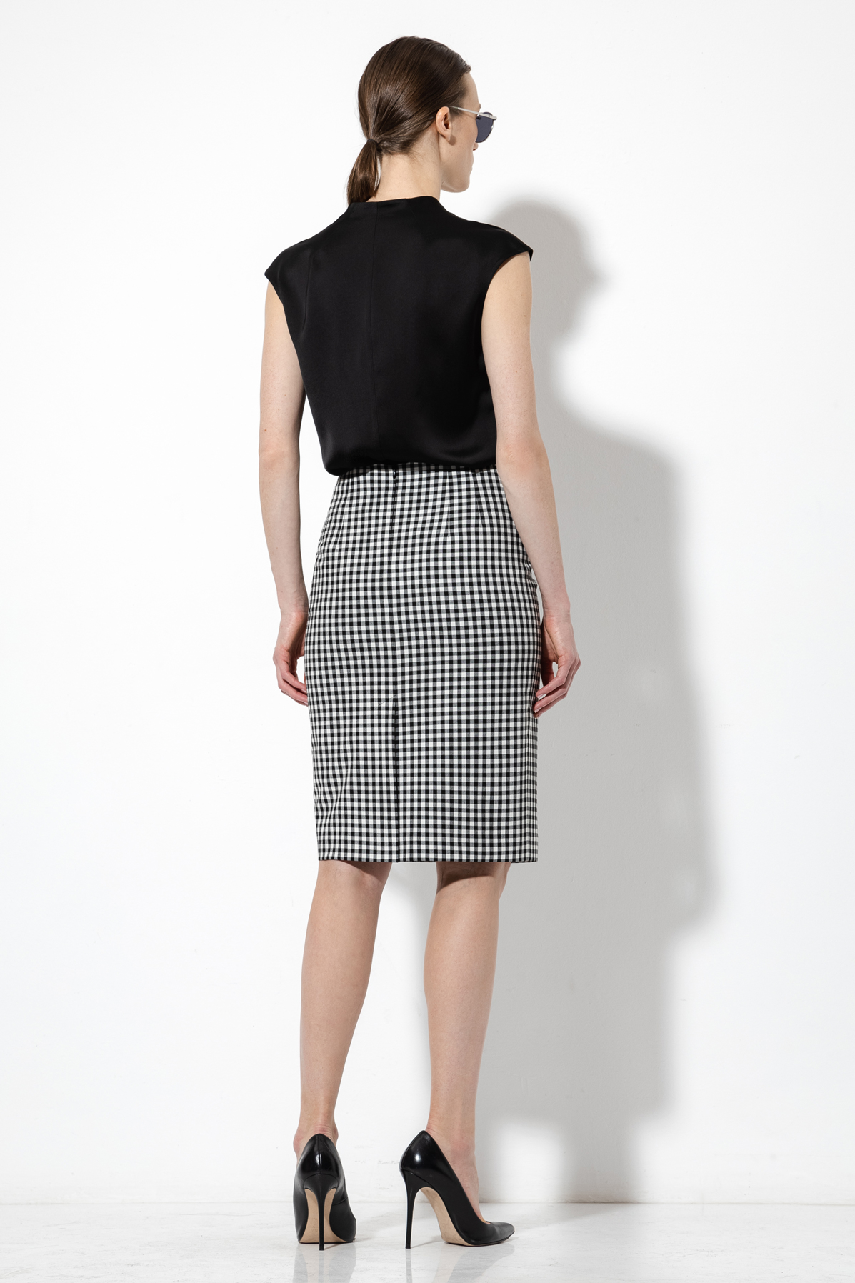 Юбка-карандаш в клетку VASSA&Co, пол женский, цвет черный, фото №4