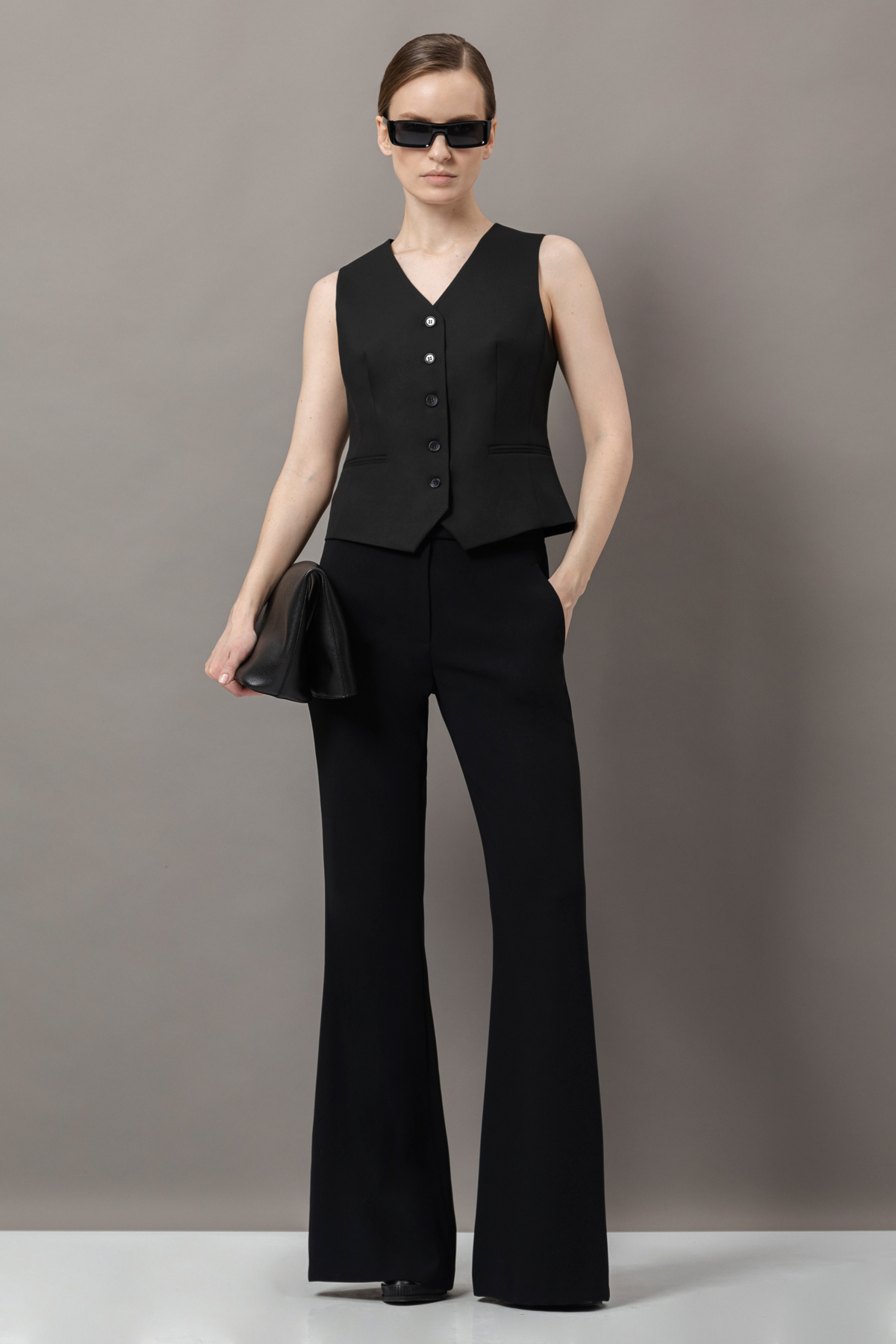 Жилет приталенного кроя VASSA&Co, пол женский, цвет черный, фото №3