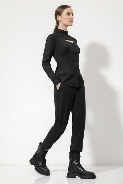 Блузка с фигурным вырезом VASSA&Co, пол женский, цвет черный, фото №4