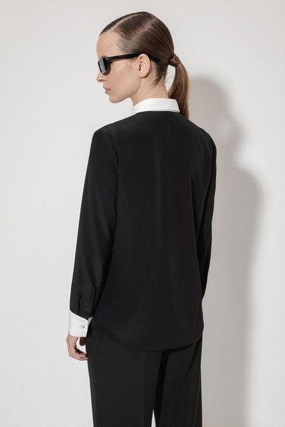 Блузка с контрастной отделкой VASSA&Co, пол женский, цвет черный, фото №6