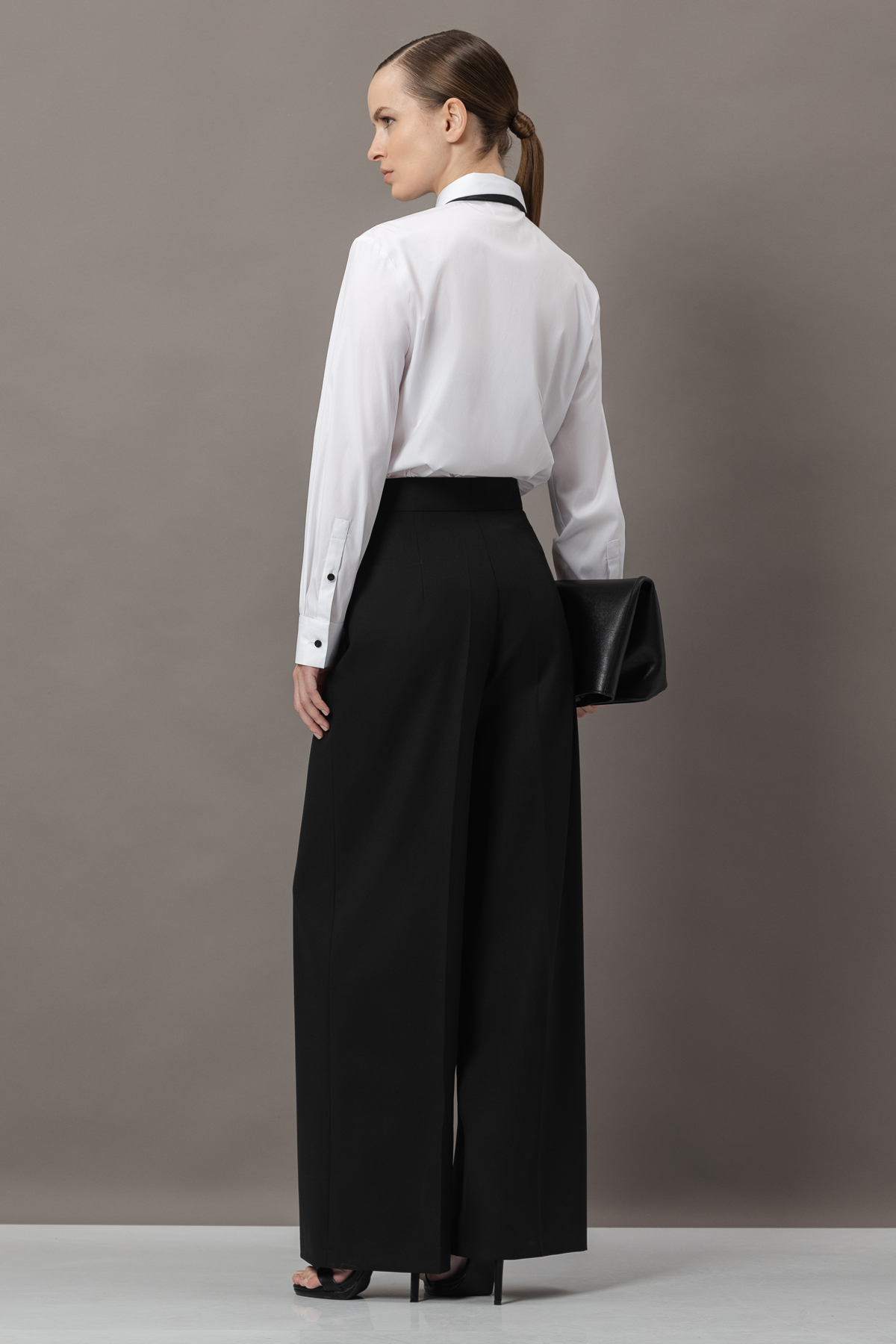 Брюки свободного кроя VASSA&Co, пол женский, цвет черный, фото №4