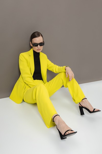 Брюки VASSA&Co, пол женский, цвет желтый, фото №7