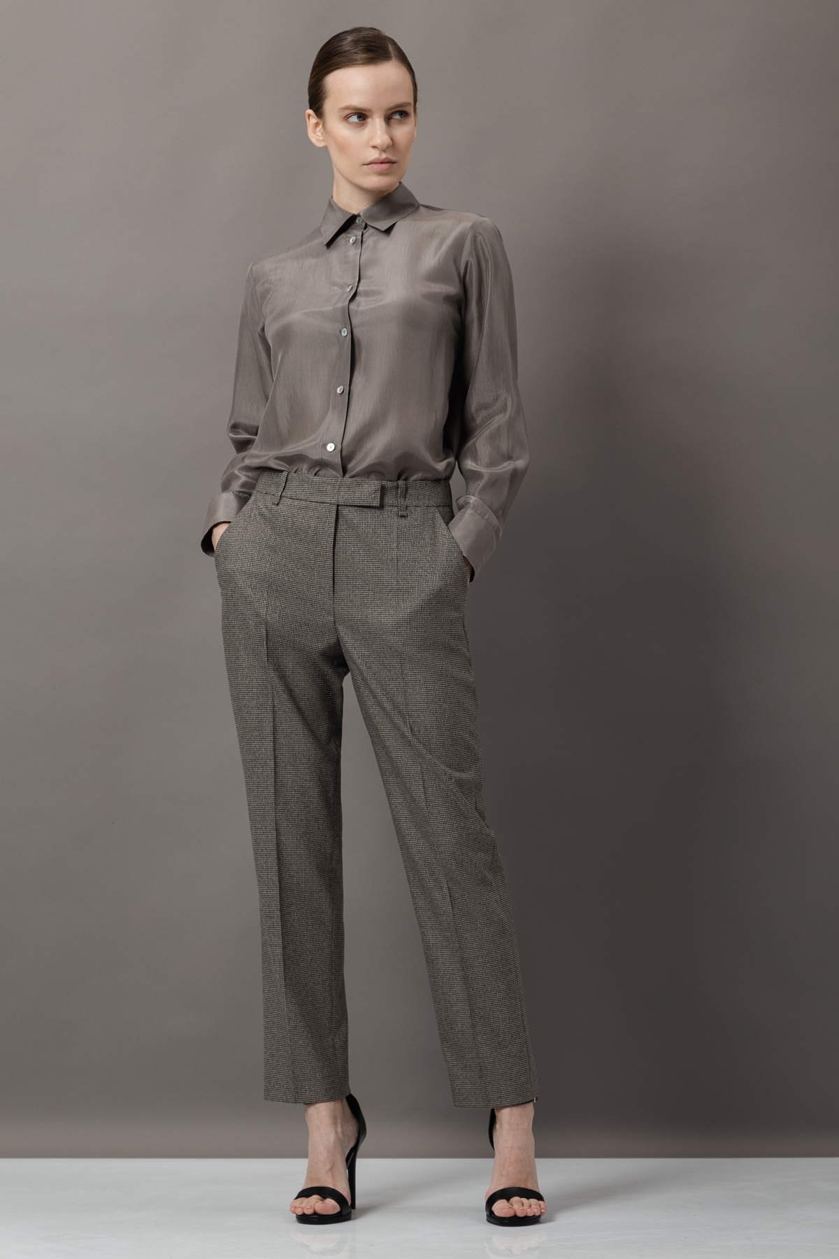 Зауженные брюки VASSA&Co, пол женский, цвет коричневый, фото №4