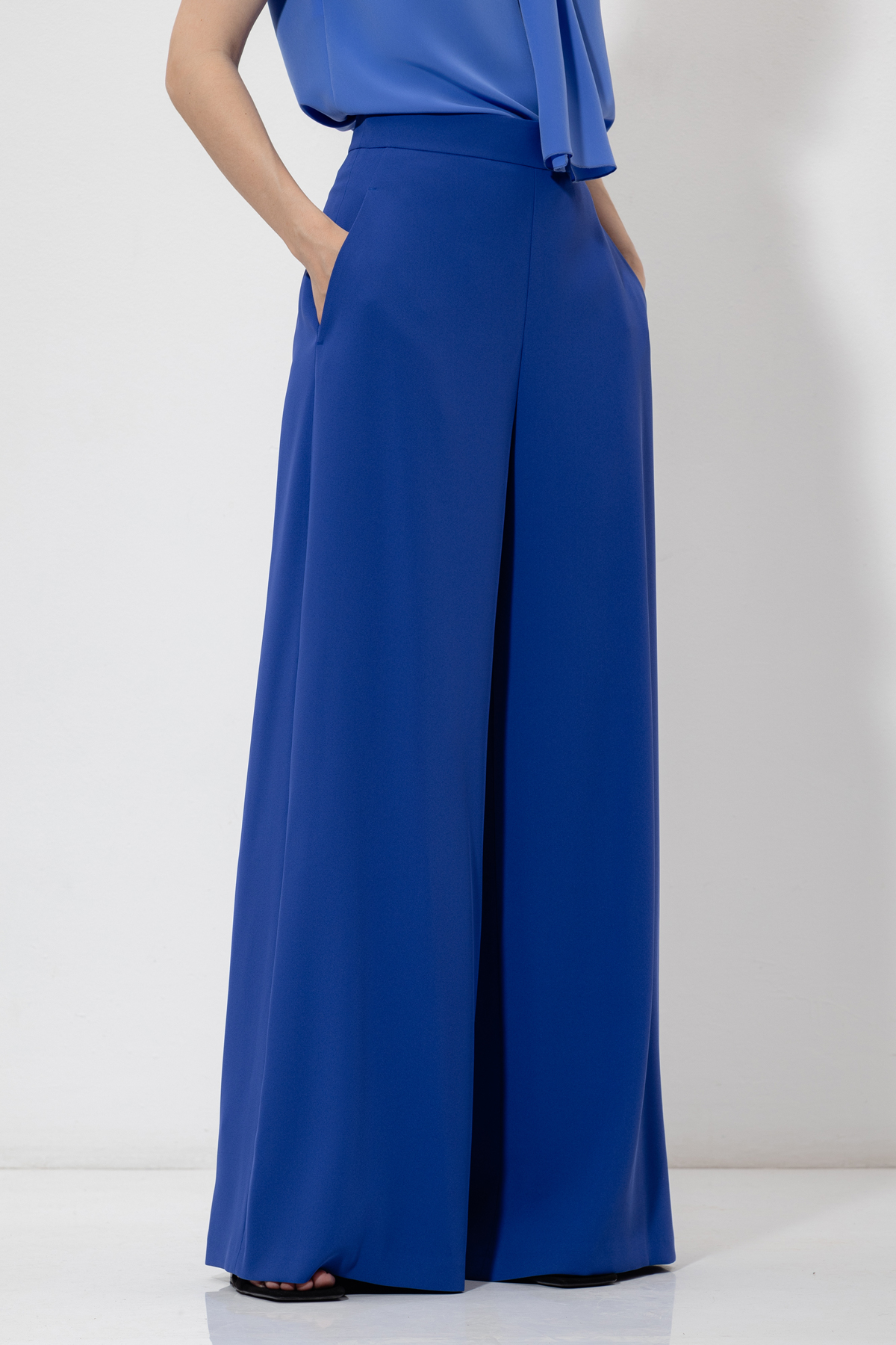 Брюки палаццо VASSA&Co, пол женский, цвет синий, фото №2