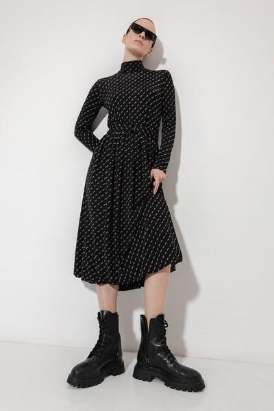 Платье-баллон с принтом VASSA&Co, пол женский, цвет черный, фото №2