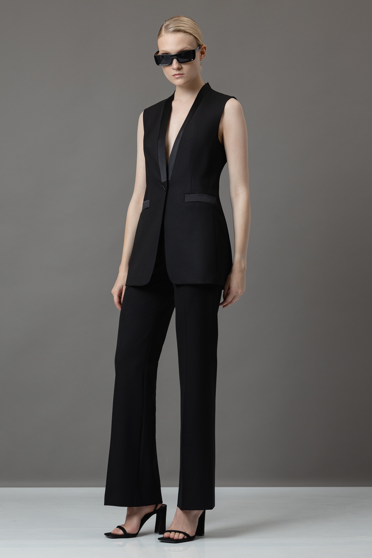 Жилет VASSA&Co, пол женский, цвет черный, фото №2