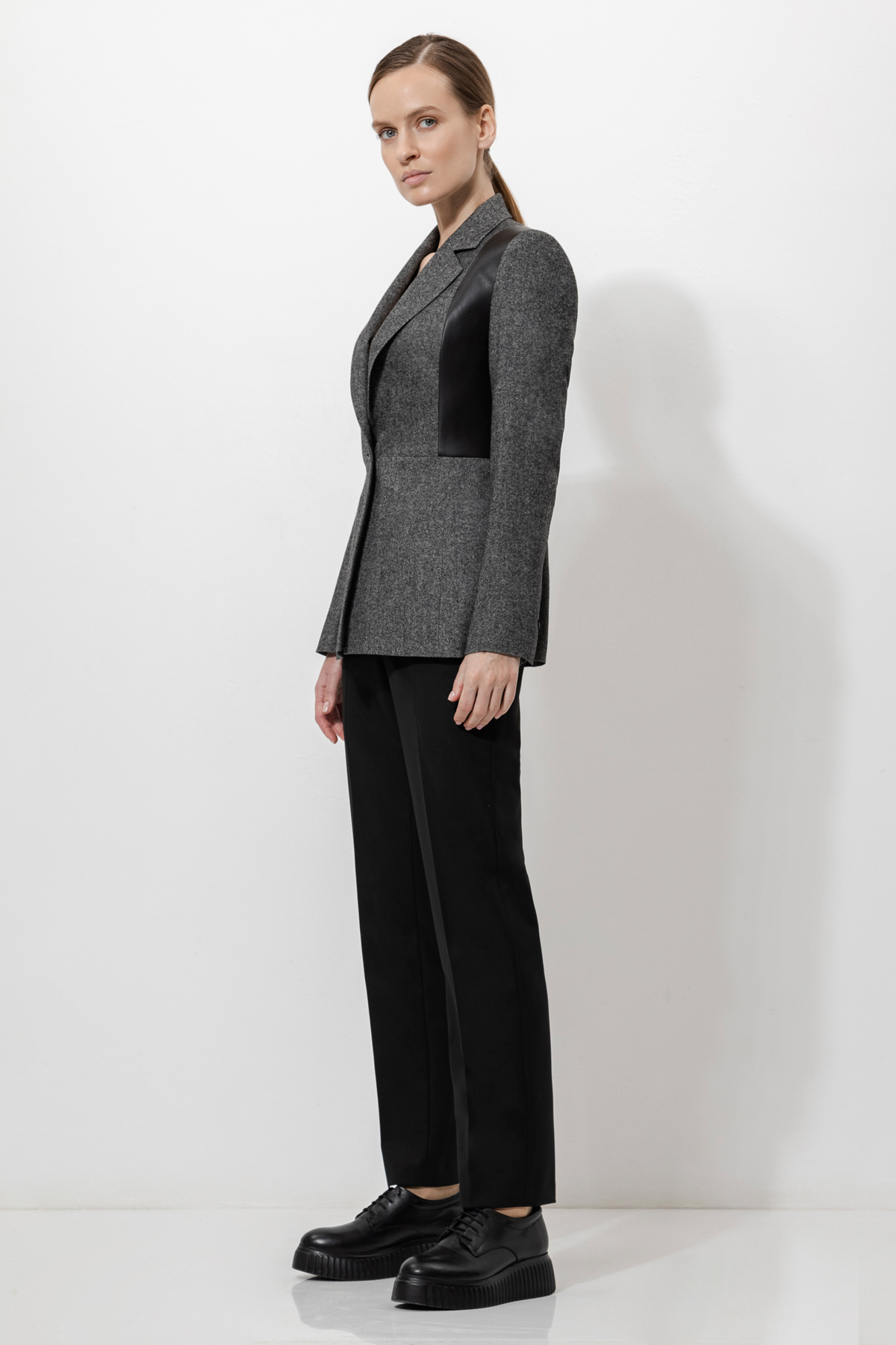 Жакет с деталями из экокожи VASSA&Co, пол женский, цвет серый, фото №3