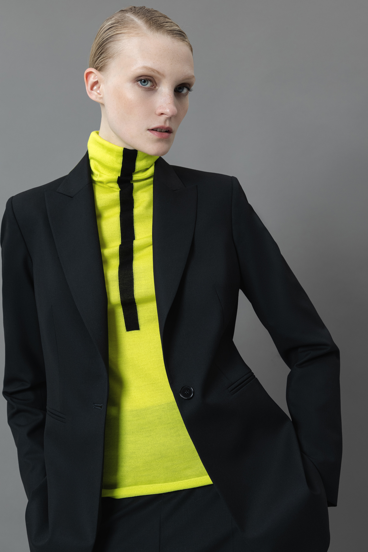 Водолазка из шерсти VASSA&Co, пол женский, цвет желтый, фото №4