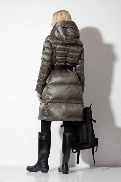 Пальто-пуховик VASSA CODE, пол женский, цвет зеленый, фото №3