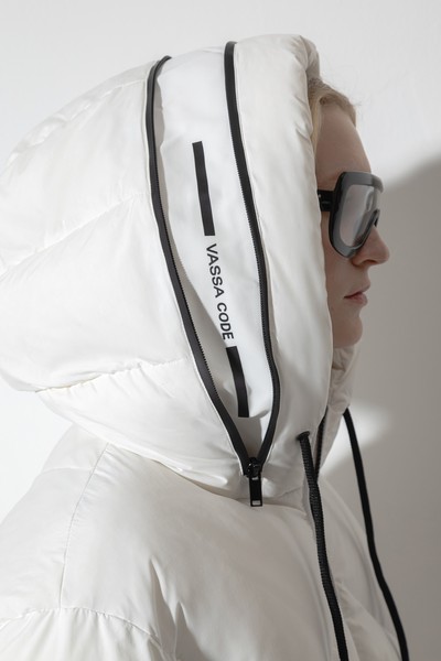 Пуховик VASSA CODE, пол женский, цвет белый, фото №5