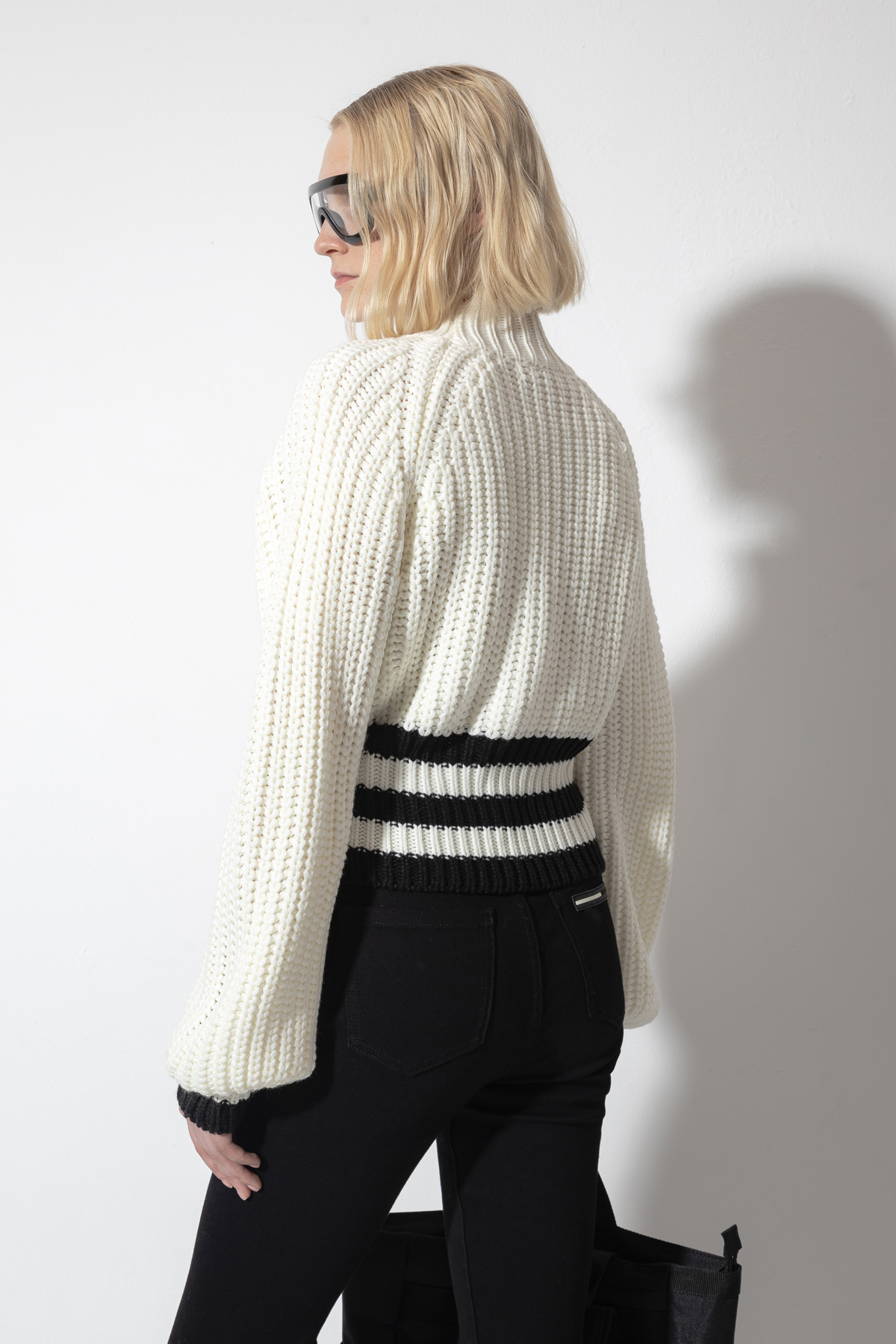 Джемпер крупной вязки VASSA CODE, пол женский, цвет белый, фото №4