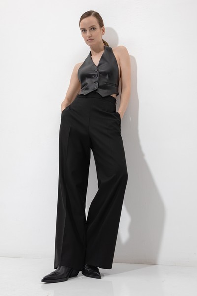 Жилет с открытой спиной VASSA&Co, пол женский, цвет черный, фото №2