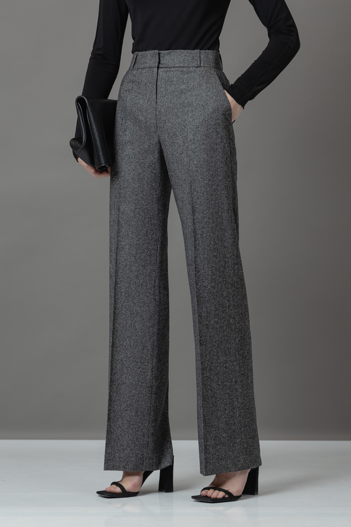 Классические брюки VASSA&Co, пол женский, цвет серый, фото №2